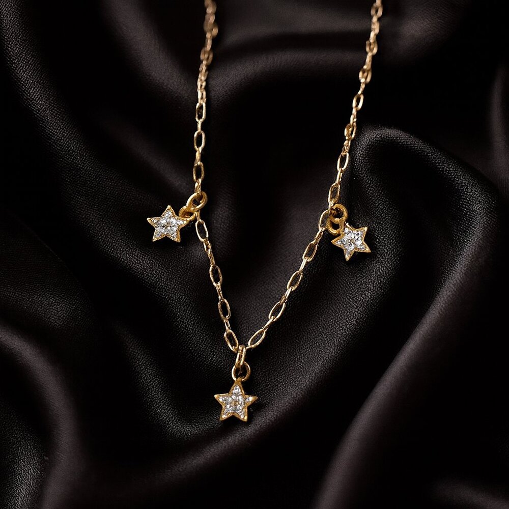 Dazzling Gold Star Charm Necklace – Triple Star Pendant Sparkling Women Jewelry